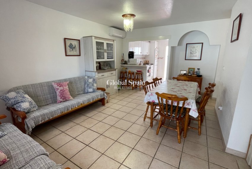 Resale - HOUSE -
TORRE DE LA HORADADA - Costa Blanca