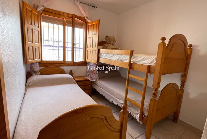 Resale - HOUSE -
TORRE DE LA HORADADA - Costa Blanca