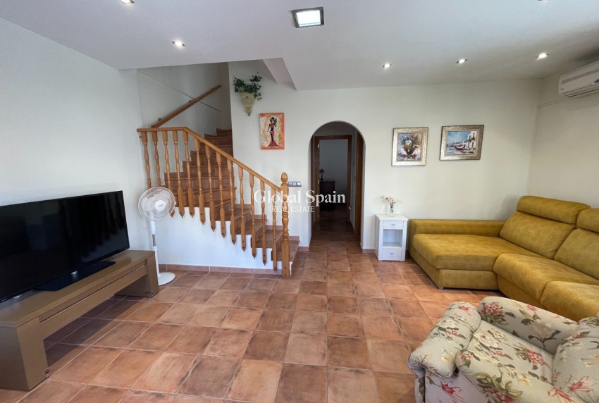 Resale - HOUSE -
TORRE DE LA HORADADA - Costa Blanca