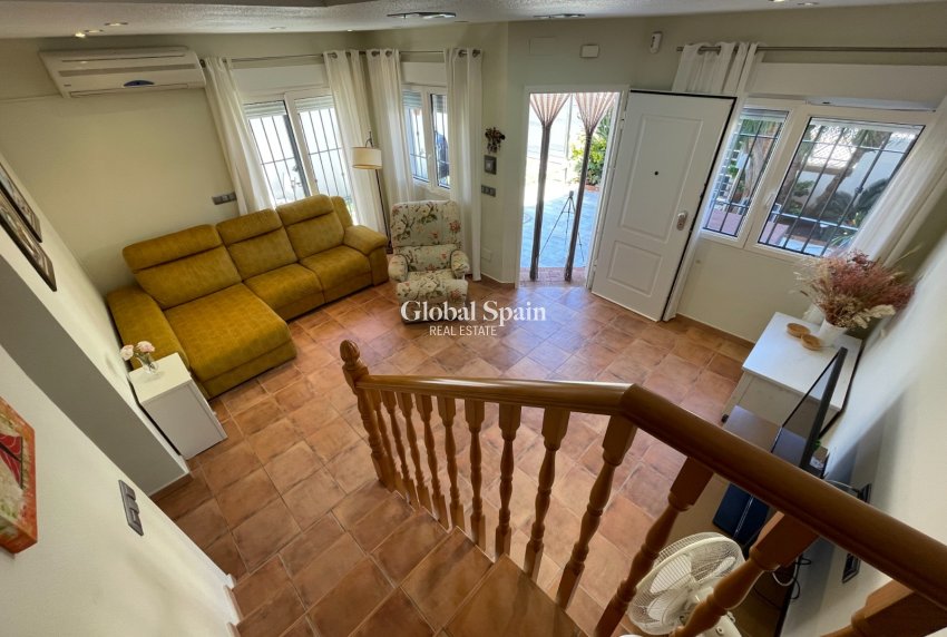 Resale - HOUSE -
TORRE DE LA HORADADA - Costa Blanca