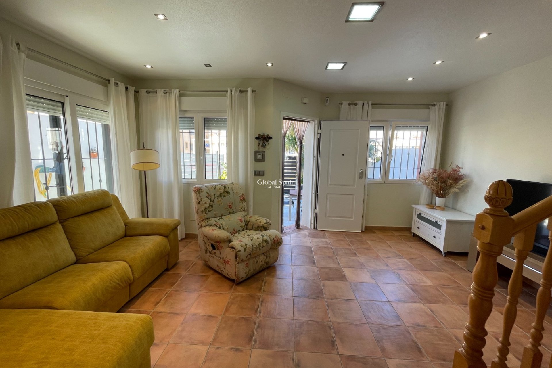 Resale - HOUSE -
TORRE DE LA HORADADA - Costa Blanca