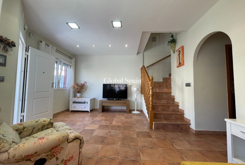 Resale - HOUSE -
TORRE DE LA HORADADA - Costa Blanca