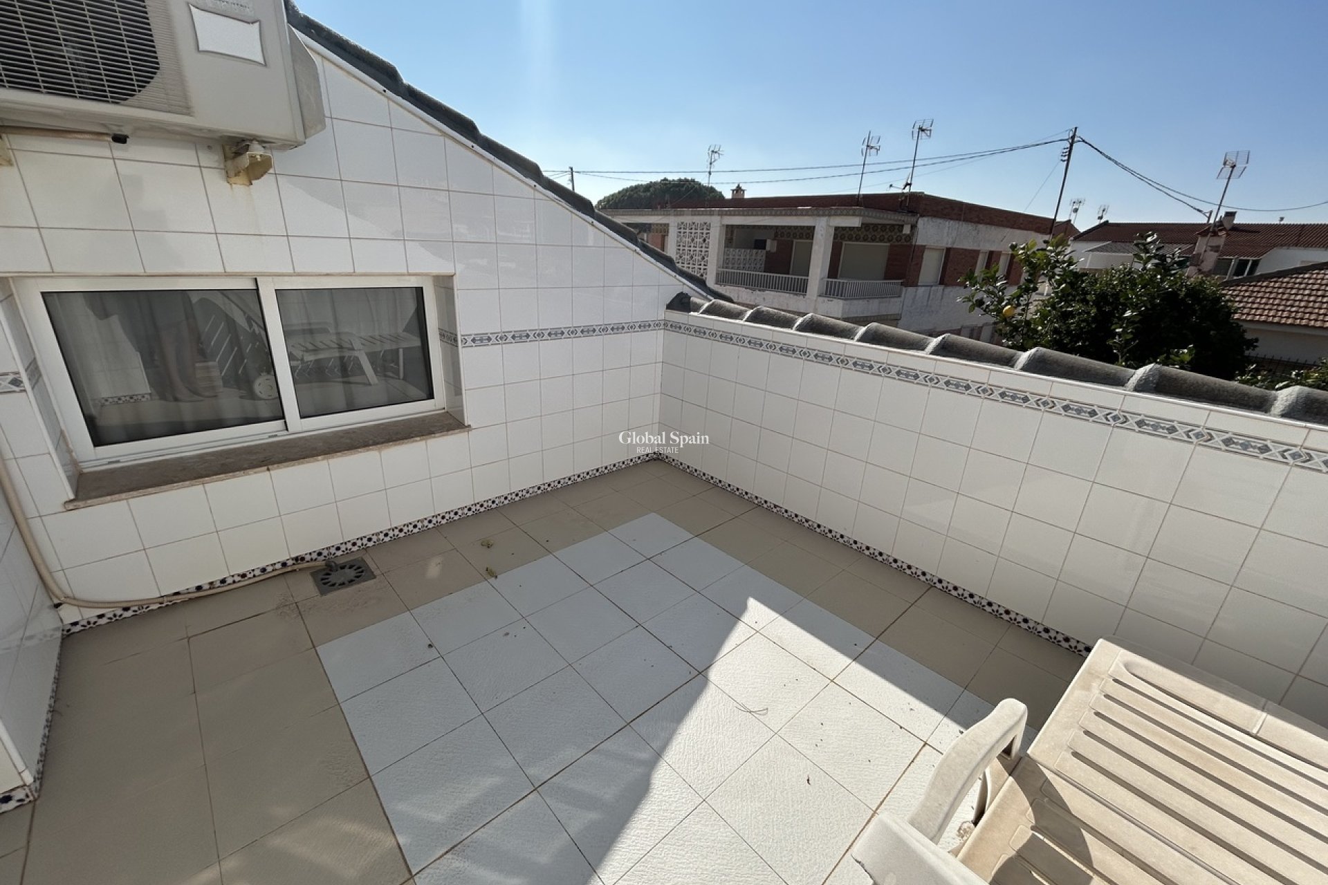 Resale - HOUSE -
TORRE DE LA HORADADA - Costa Blanca