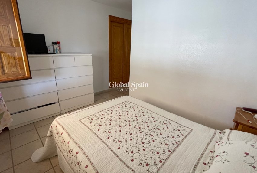 Resale - HOUSE -
TORRE DE LA HORADADA - Costa Blanca