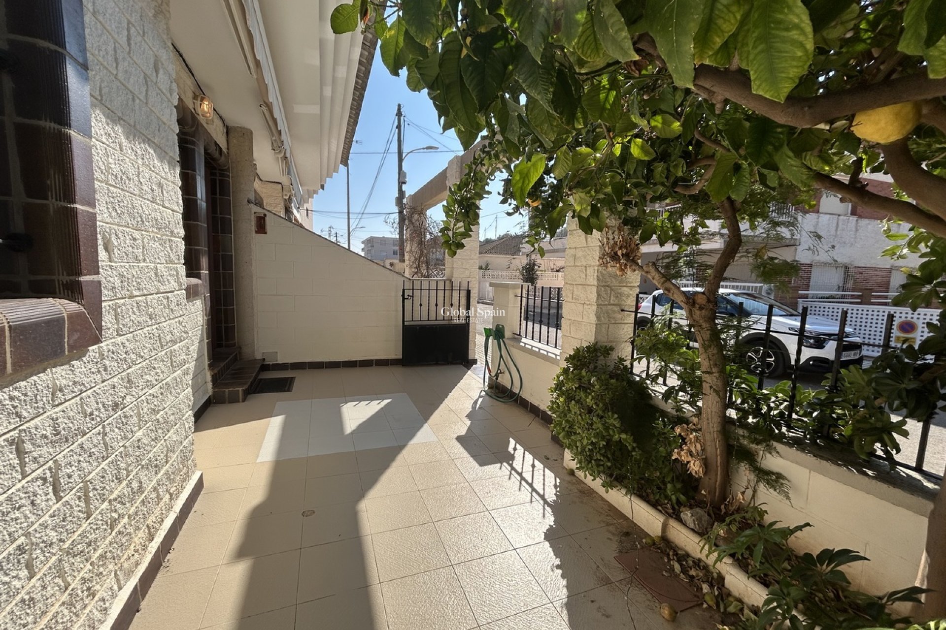 Resale - HOUSE -
TORRE DE LA HORADADA - Costa Blanca
