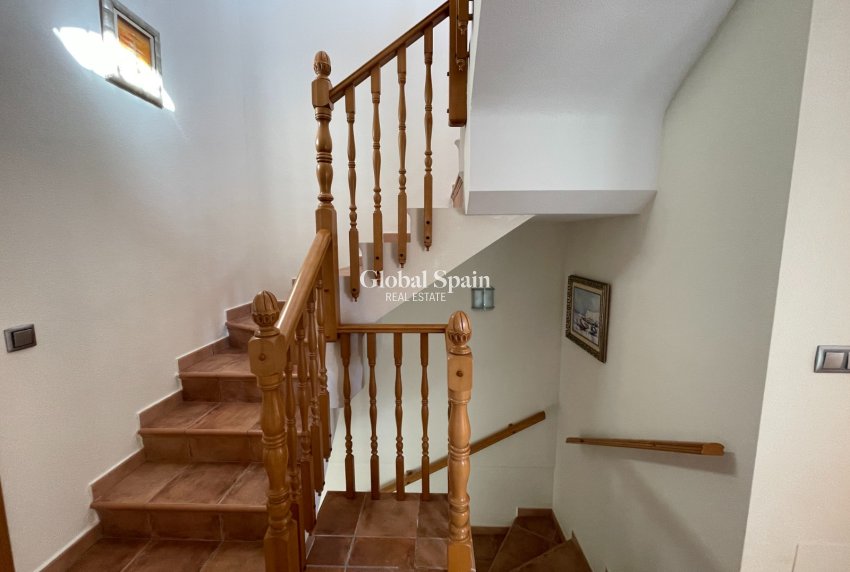 Resale - HOUSE -
TORRE DE LA HORADADA - Costa Blanca