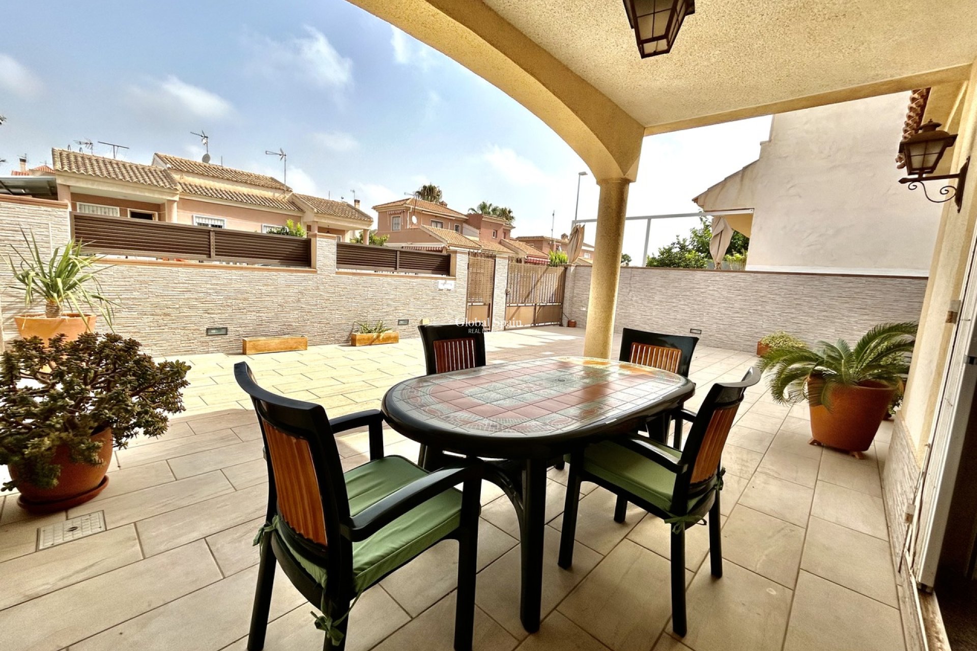 Resale - HOUSE -
TORRE DE LA HORADADA - Costa Blanca
