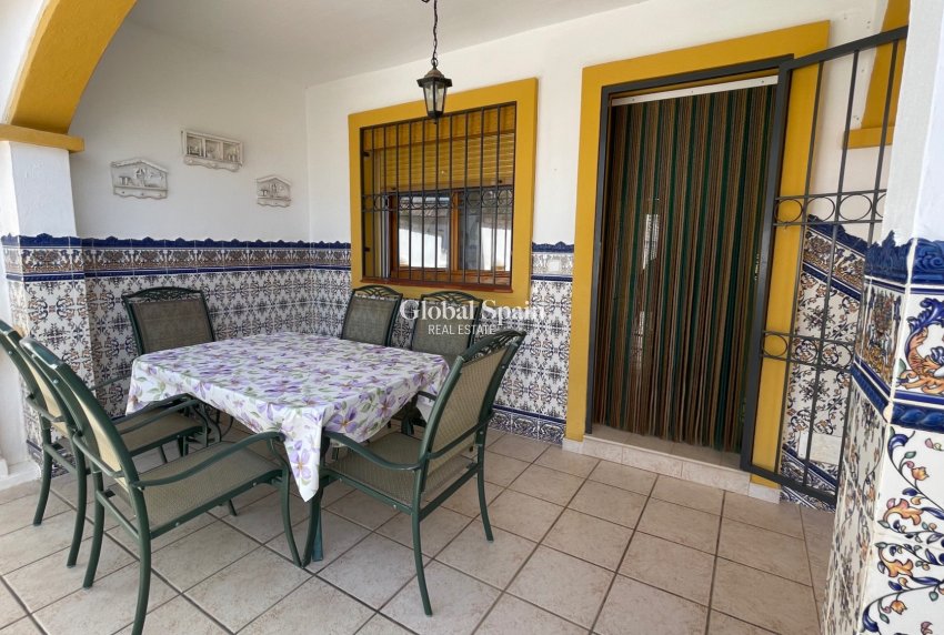 Resale - HOUSE -
TORRE DE LA HORADADA - Costa Blanca