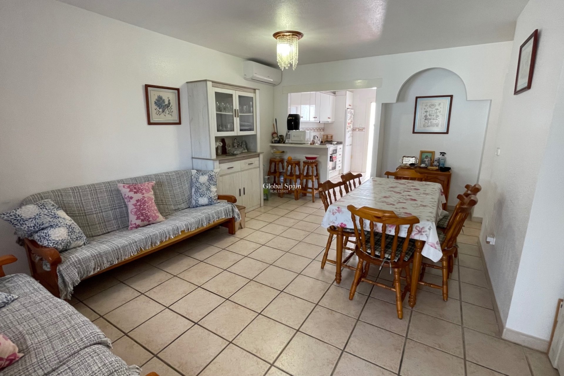 Resale - HOUSE -
TORRE DE LA HORADADA - Costa Blanca