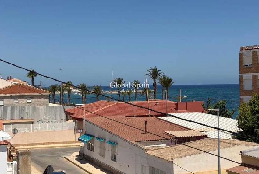 Resale - HOUSE -
TORRE DE LA HORADADA - Costa Blanca