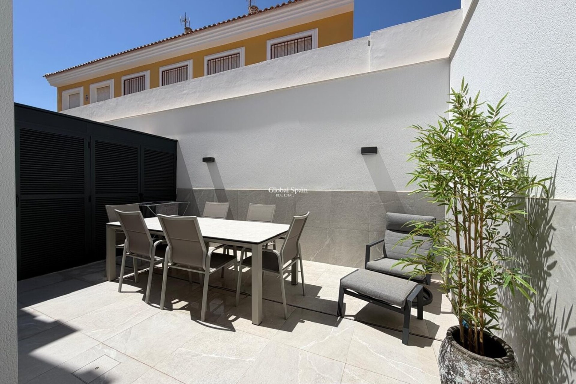 Resale - HOUSE -
TORRE DE LA HORADADA - Costa Blanca