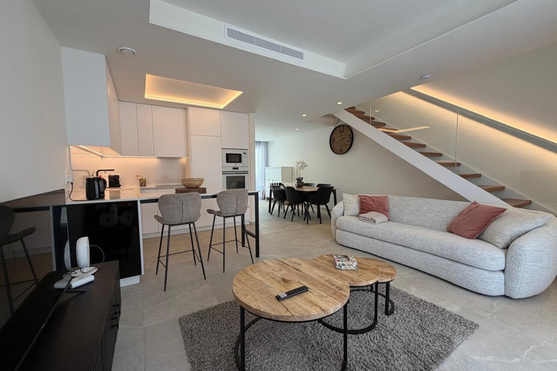 Resale - HOUSE -
TORRE DE LA HORADADA - Costa Blanca