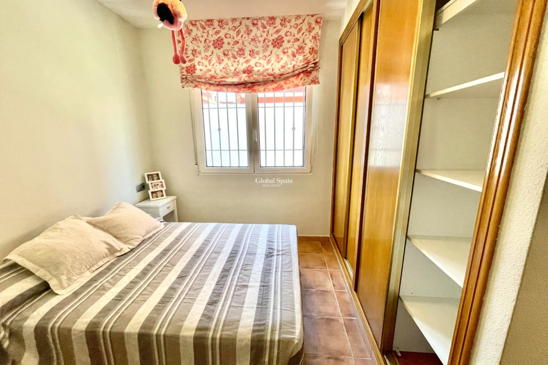 Resale - HOUSE -
TORRE DE LA HORADADA - Costa Blanca