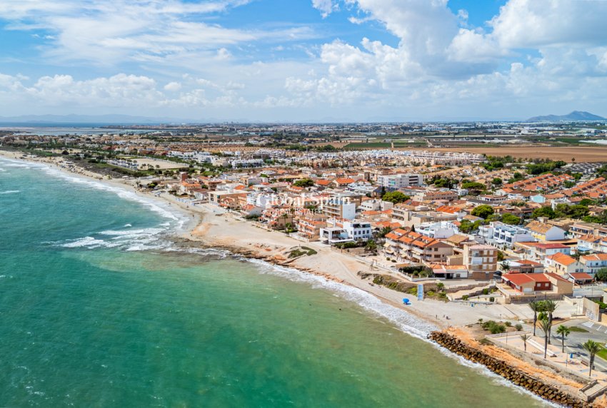 Resale - HOUSE -
TORRE DE LA HORADADA - Costa Blanca