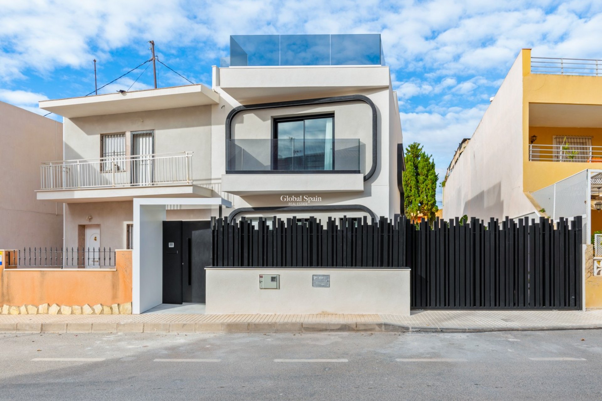 Resale - HOUSE -
Torre de La Horadada - Torre de La Horadada - Town