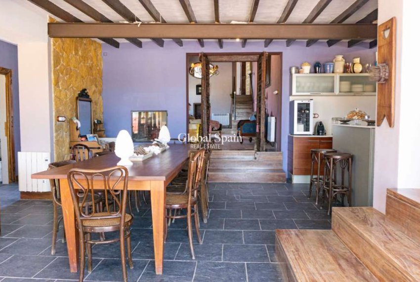 Resale - HOUSE -
TORREMENDO - Costa Blanca