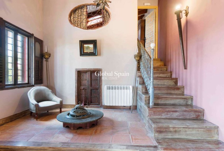 Resale - HOUSE -
TORREMENDO - Costa Blanca