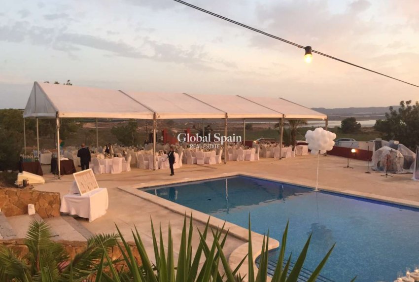 Resale - HOUSE -
TORREMENDO - Costa Blanca