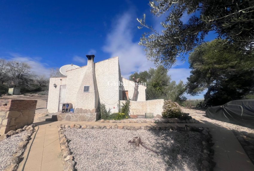 Resale - HOUSE -
TORREMENDO - Costa Blanca