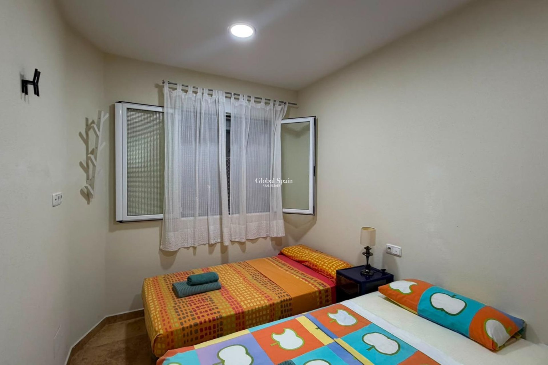 Resale - HOUSE -
TORREVIEJA - Acequion