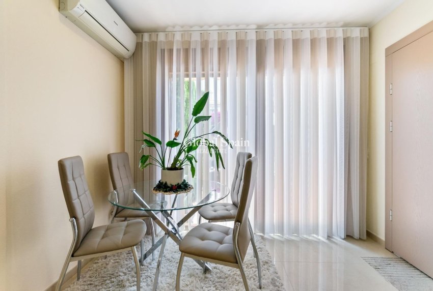 Resale - HOUSE -
TORREVIEJA - Aguas Nuevas