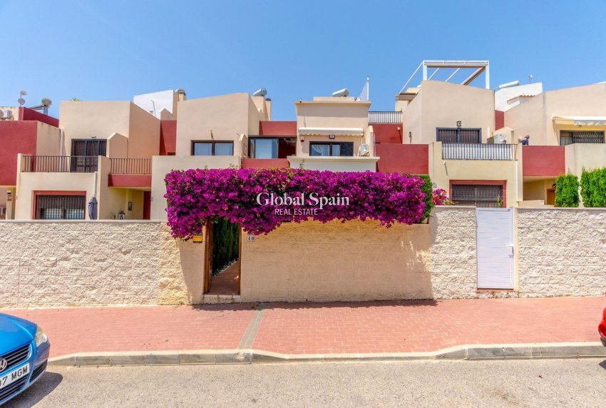 Resale - HOUSE -
TORREVIEJA - Aguas Nuevas