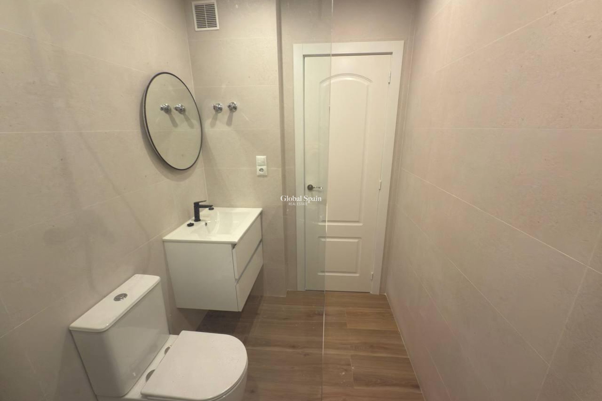 Resale - HOUSE -
TORREVIEJA - Aguas Nuevas