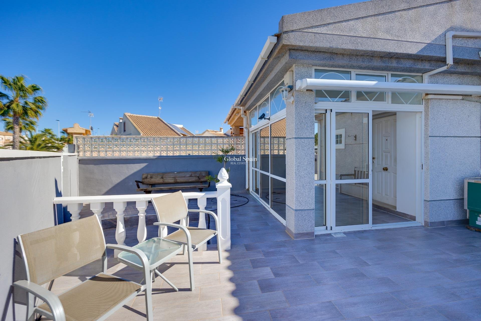 Resale - HOUSE -
TORREVIEJA - Aguas Nuevas