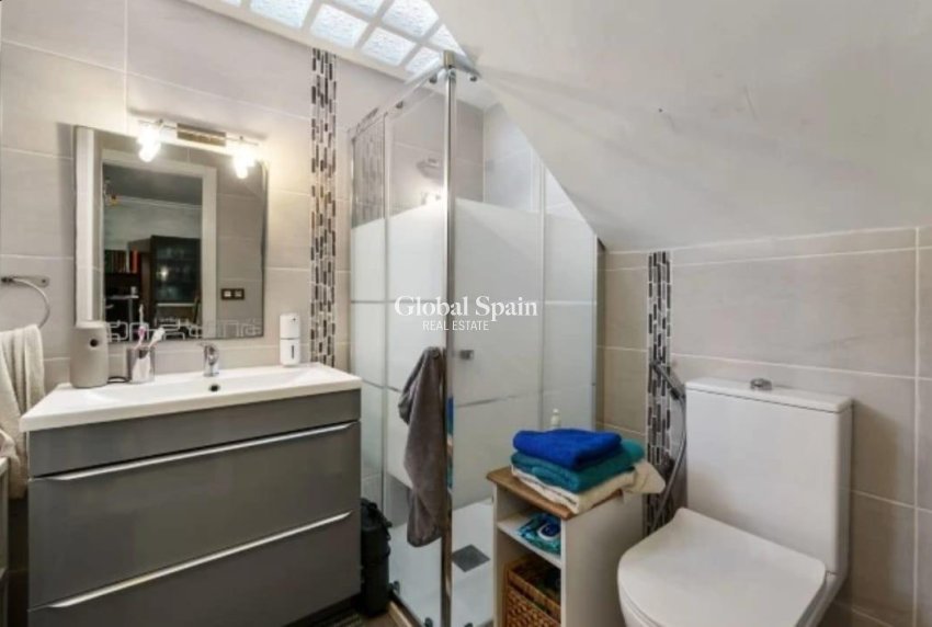 Resale - HOUSE -
TORREVIEJA - Aguas Nuevas