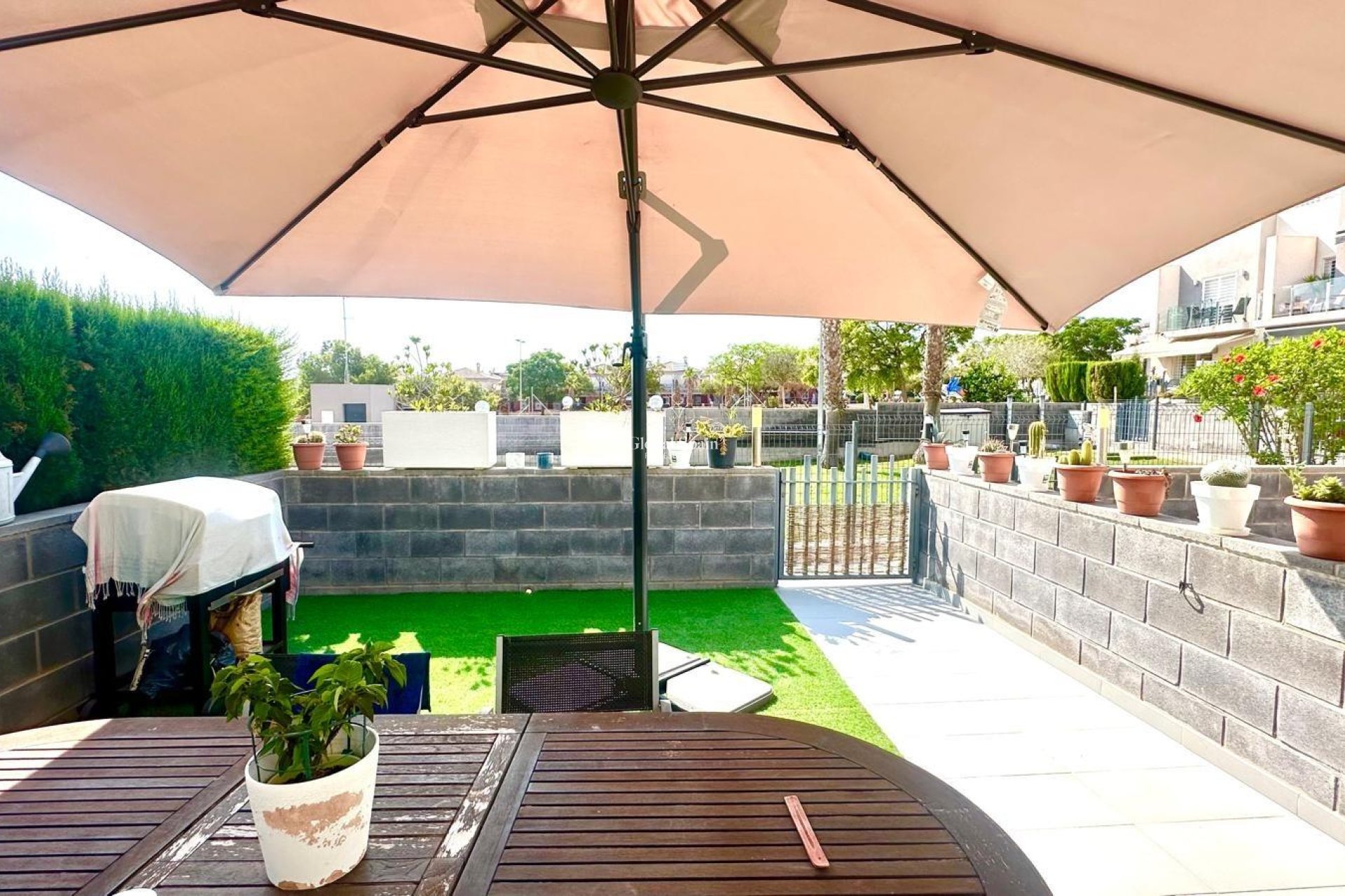 Resale - HOUSE -
TORREVIEJA - Aguas Nuevas