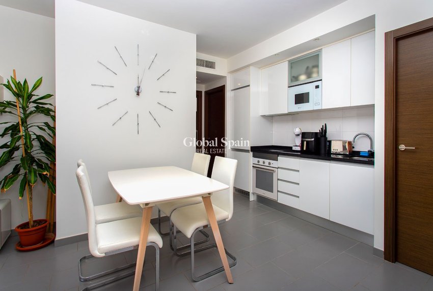 Resale - HOUSE -
TORREVIEJA - Aguas Nuevas