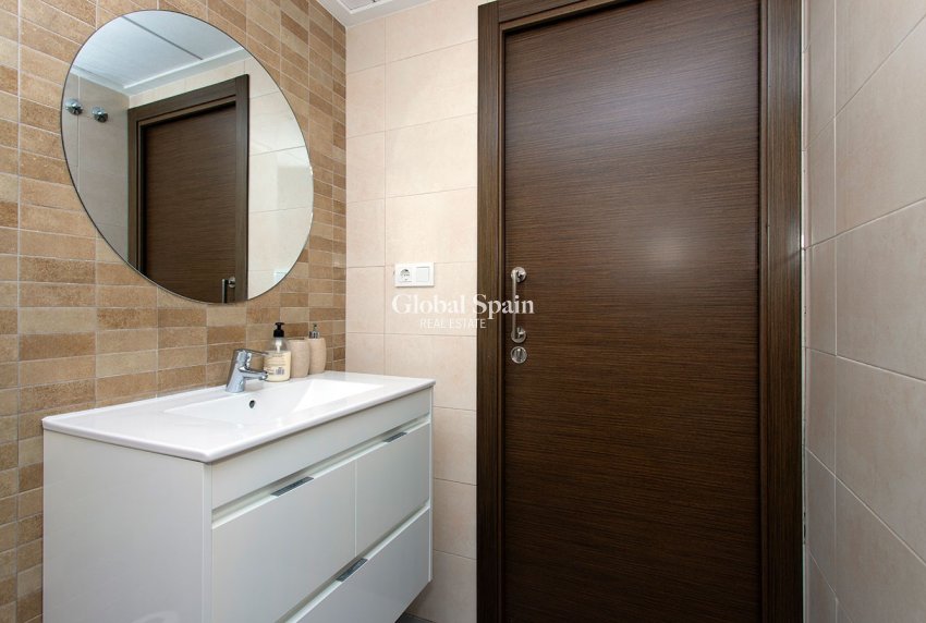 Resale - HOUSE -
TORREVIEJA - Aguas Nuevas