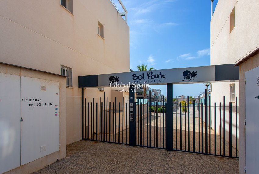 Resale - HOUSE -
TORREVIEJA - Aguas Nuevas