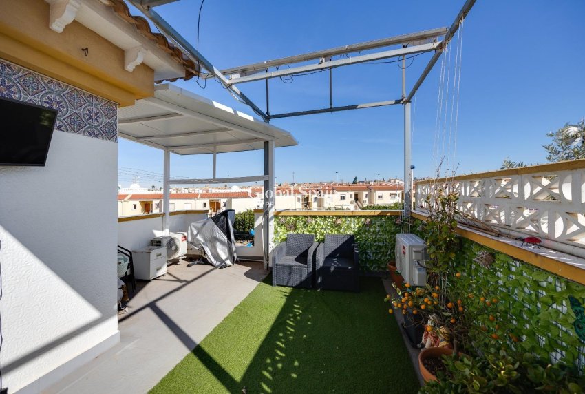 Resale - HOUSE -
TORREVIEJA - Aguas Nuevas