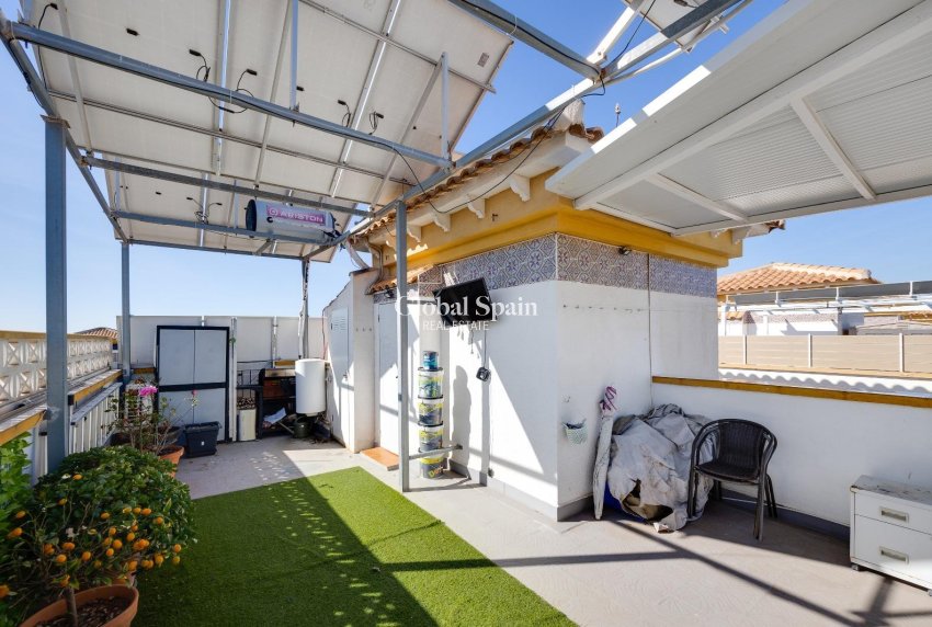 Resale - HOUSE -
TORREVIEJA - Aguas Nuevas