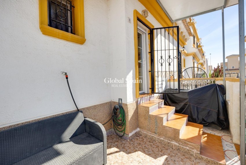 Resale - HOUSE -
TORREVIEJA - Aguas Nuevas