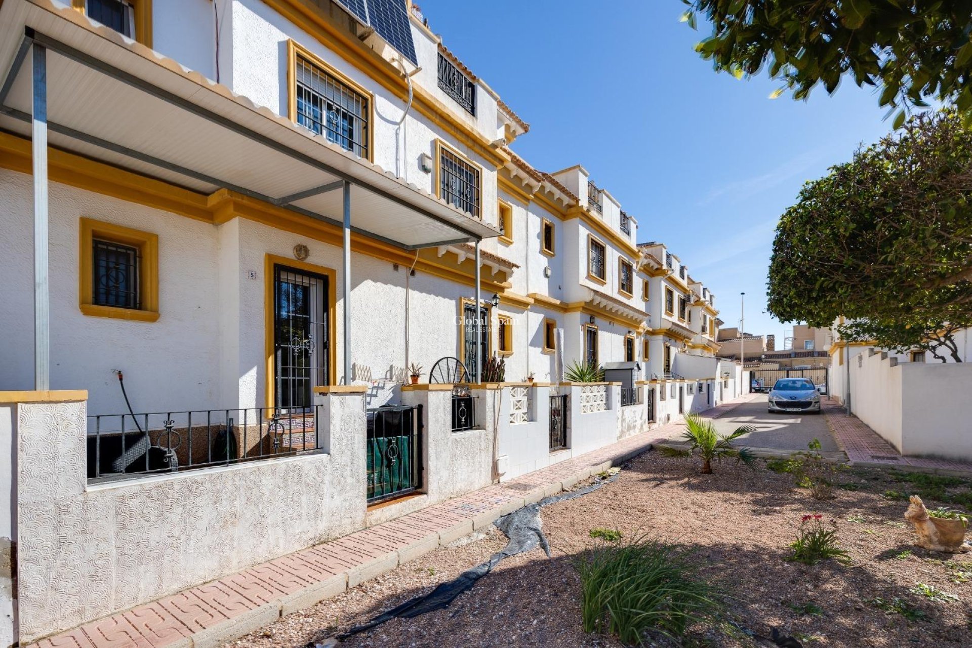 Resale - HOUSE -
TORREVIEJA - Aguas Nuevas