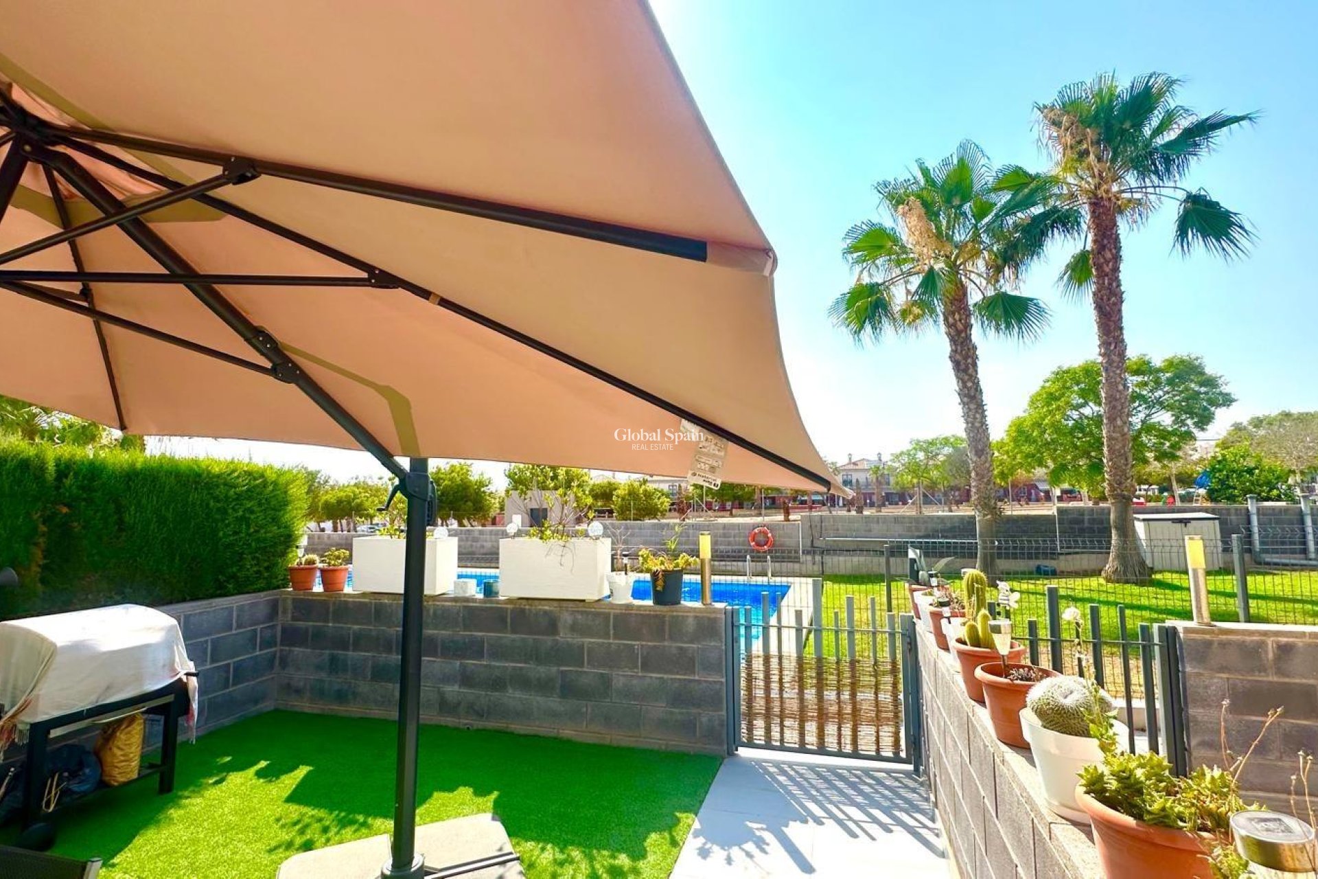 Resale - HOUSE -
TORREVIEJA - Aguas Nuevas