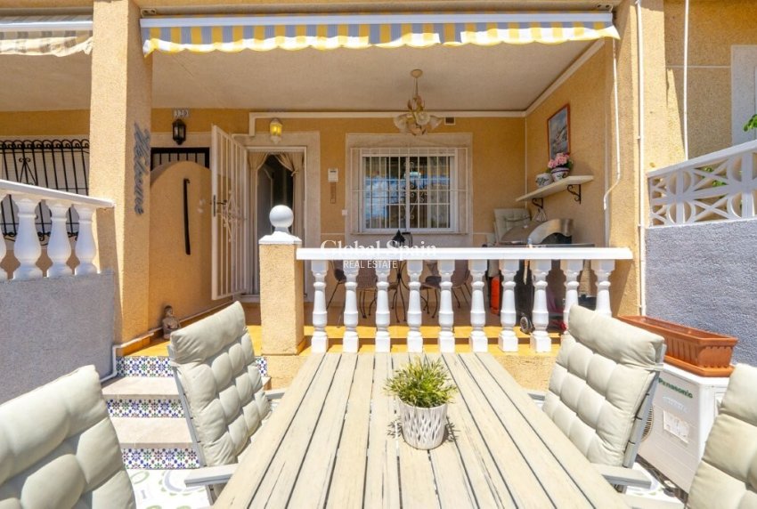 Resale - HOUSE -
TORREVIEJA - Aguas Nuevas