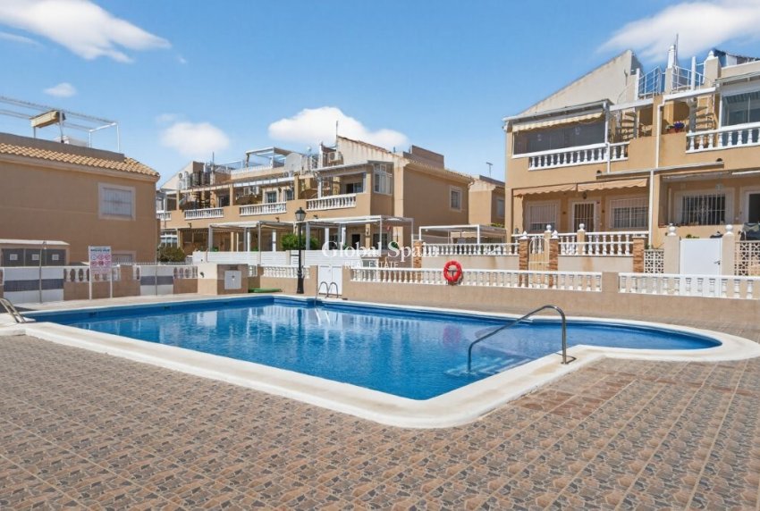 Resale - HOUSE -
TORREVIEJA - Aguas Nuevas