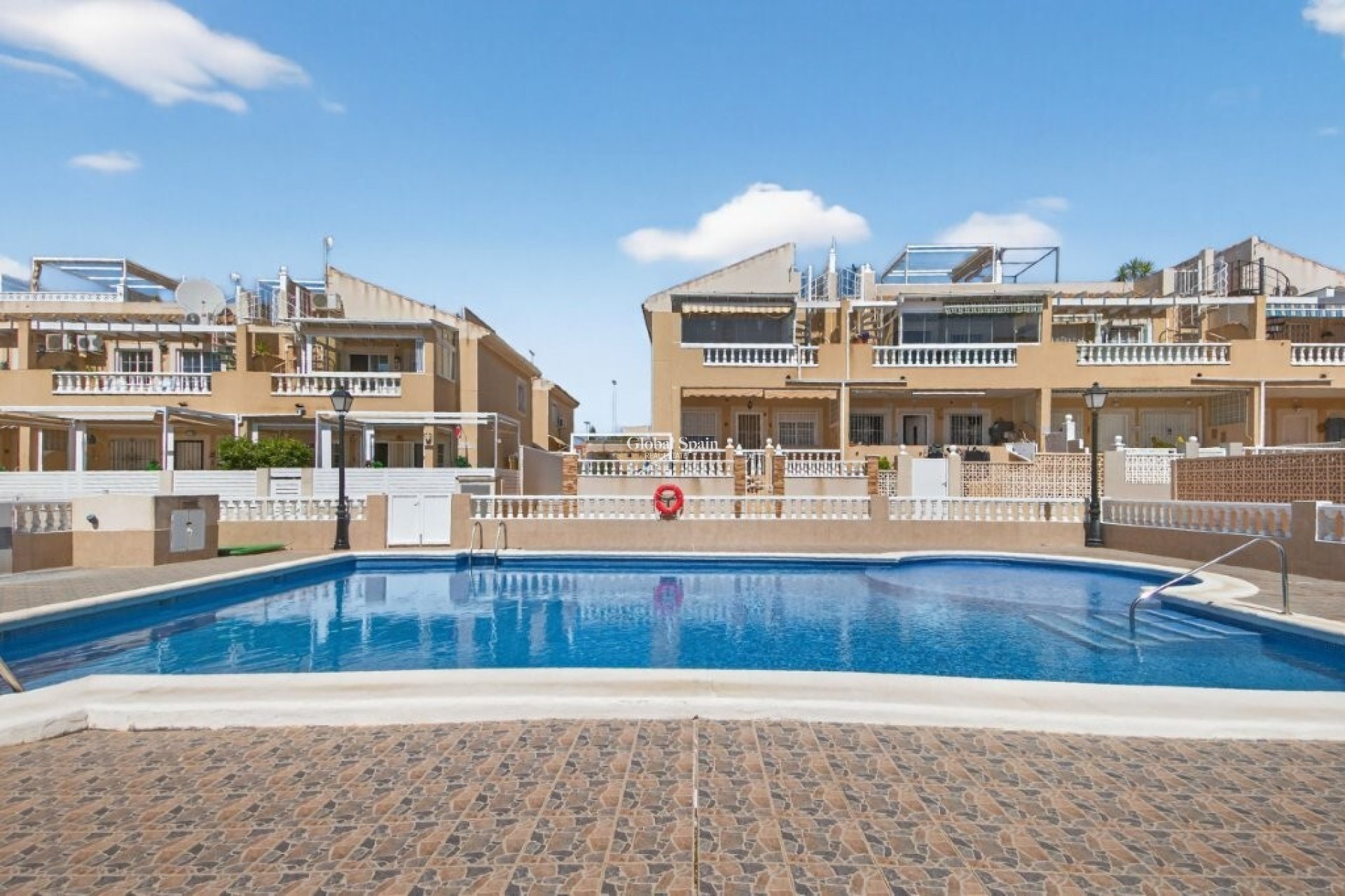 Resale - HOUSE -
TORREVIEJA - Aguas Nuevas