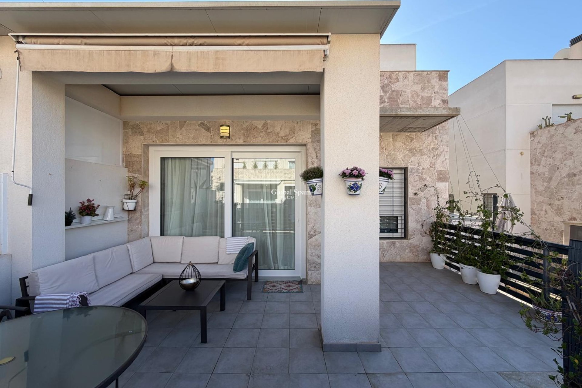 Resale - HOUSE -
TORREVIEJA - Aguas Nuevas