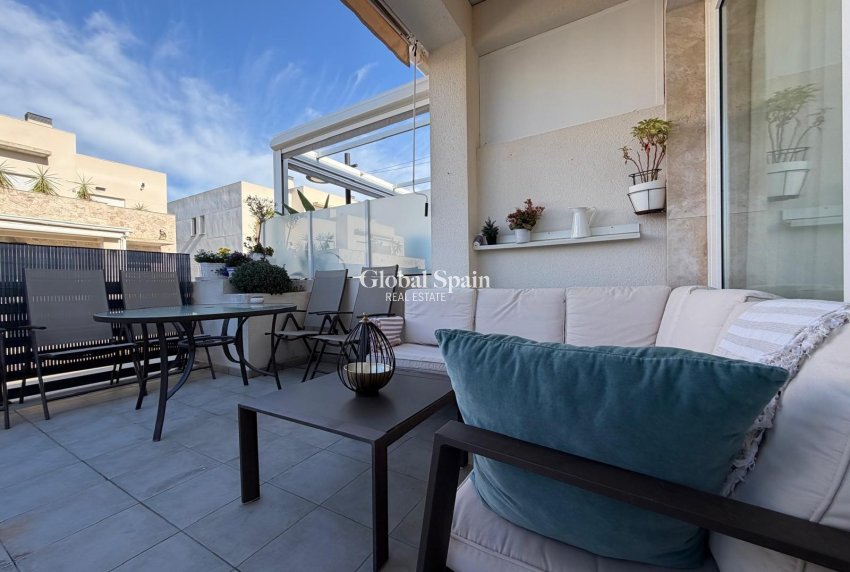 Resale - HOUSE -
TORREVIEJA - Aguas Nuevas
