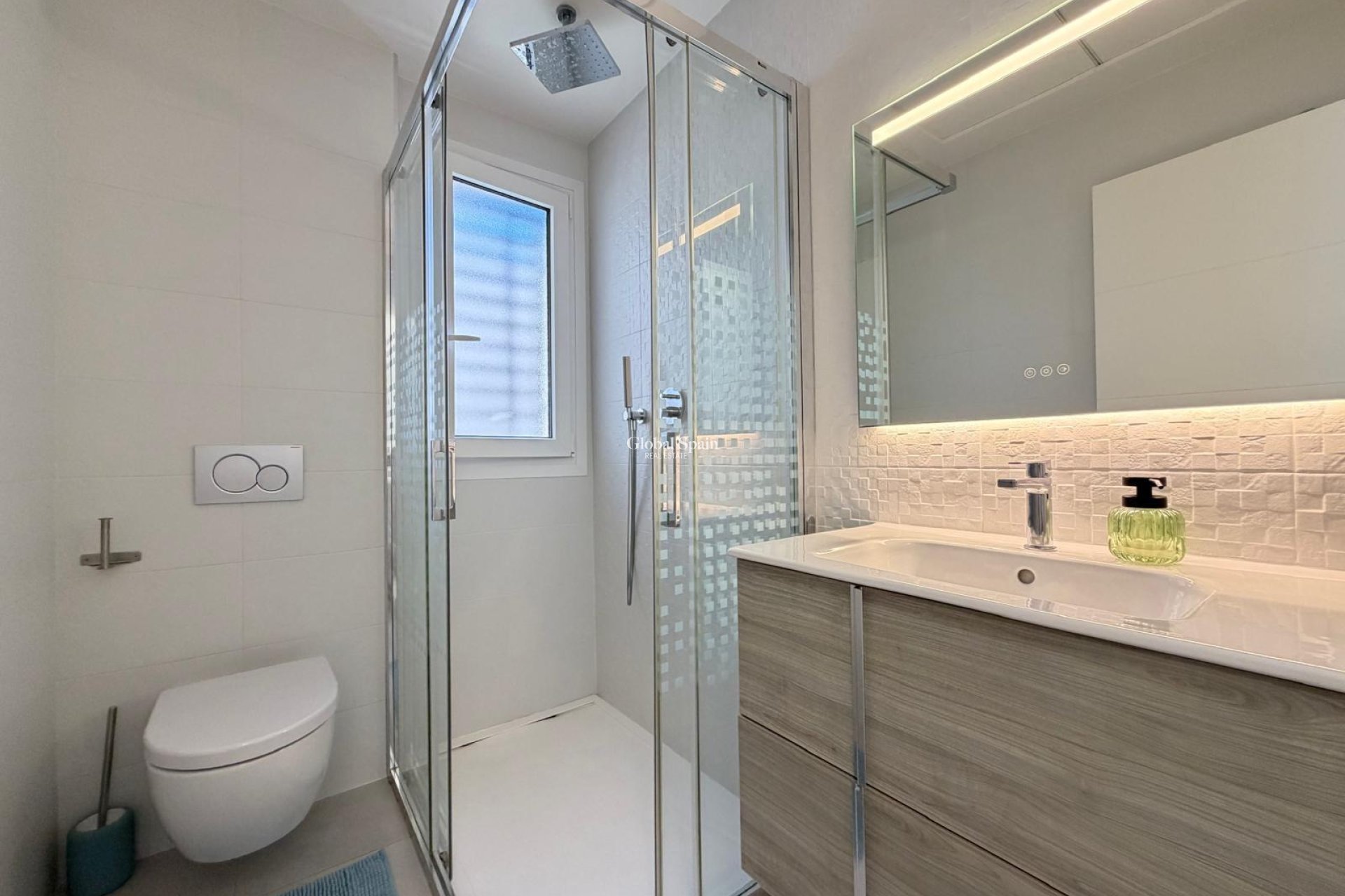 Resale - HOUSE -
TORREVIEJA - Aguas Nuevas
