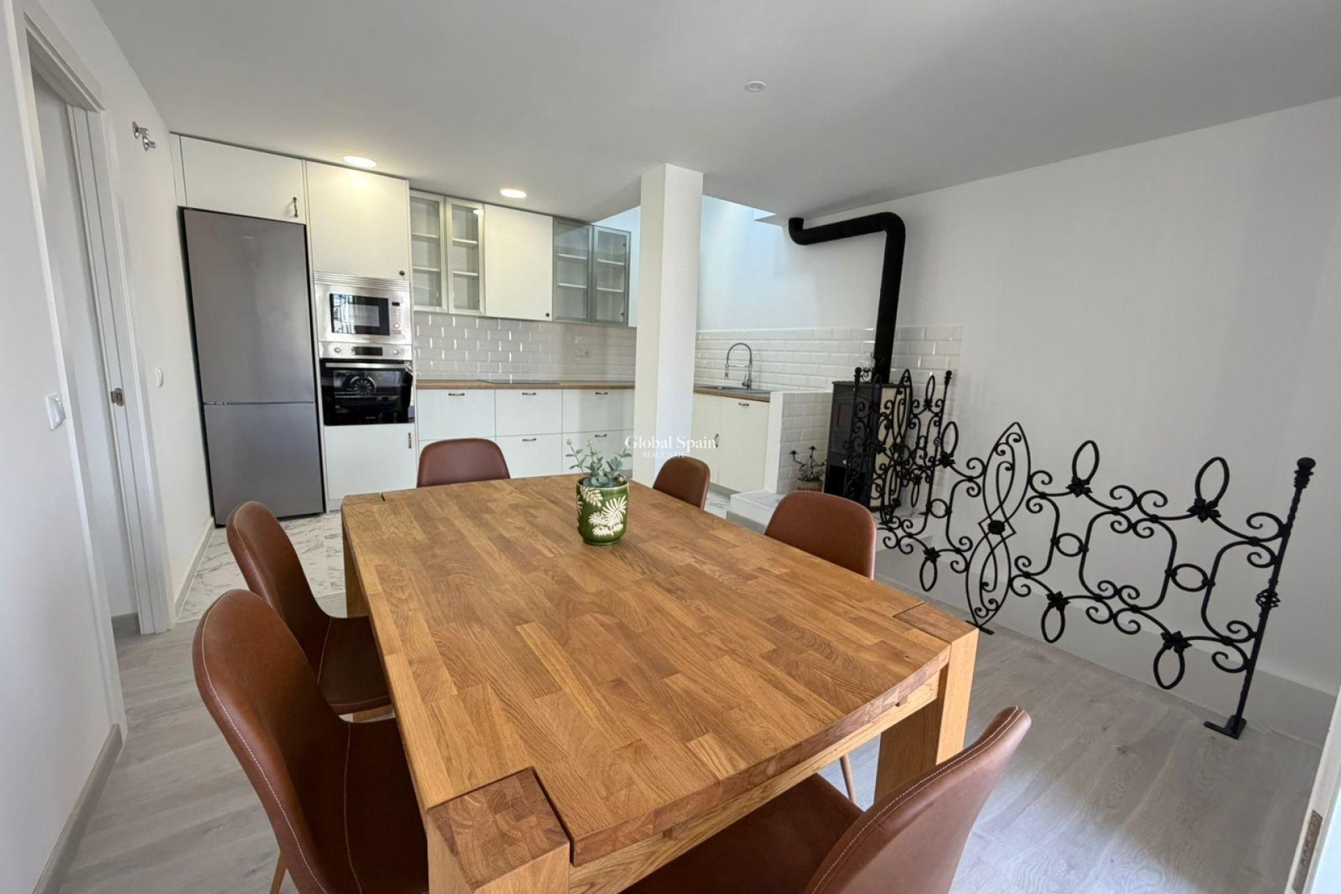 Resale - HOUSE -
TORREVIEJA - Cabo Cervera