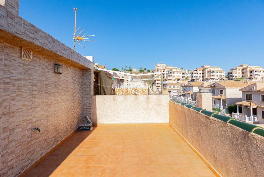 Resale - HOUSE -
TORREVIEJA - Cala de cabo cervera