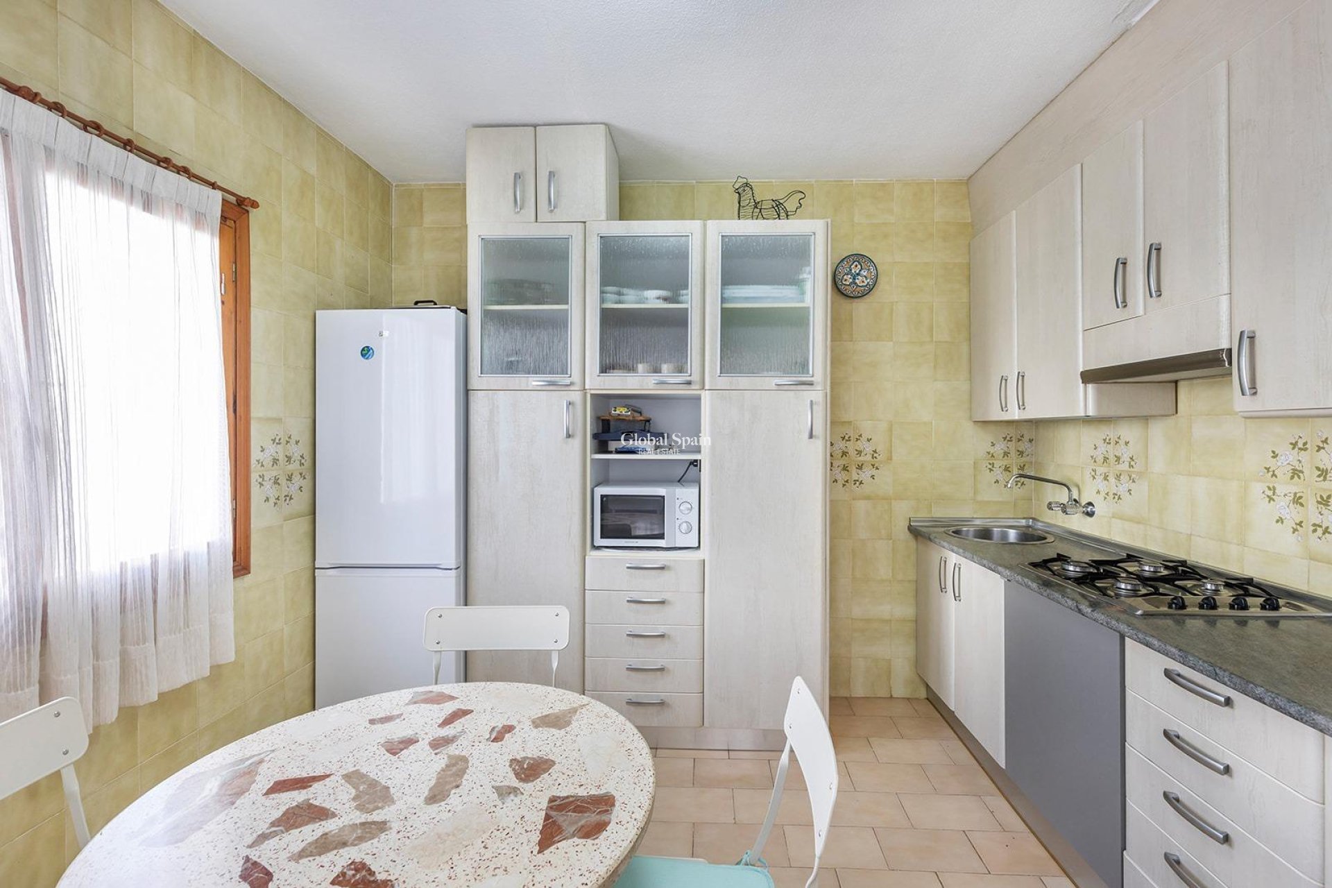 Resale - HOUSE -
TORREVIEJA - Calas blanca