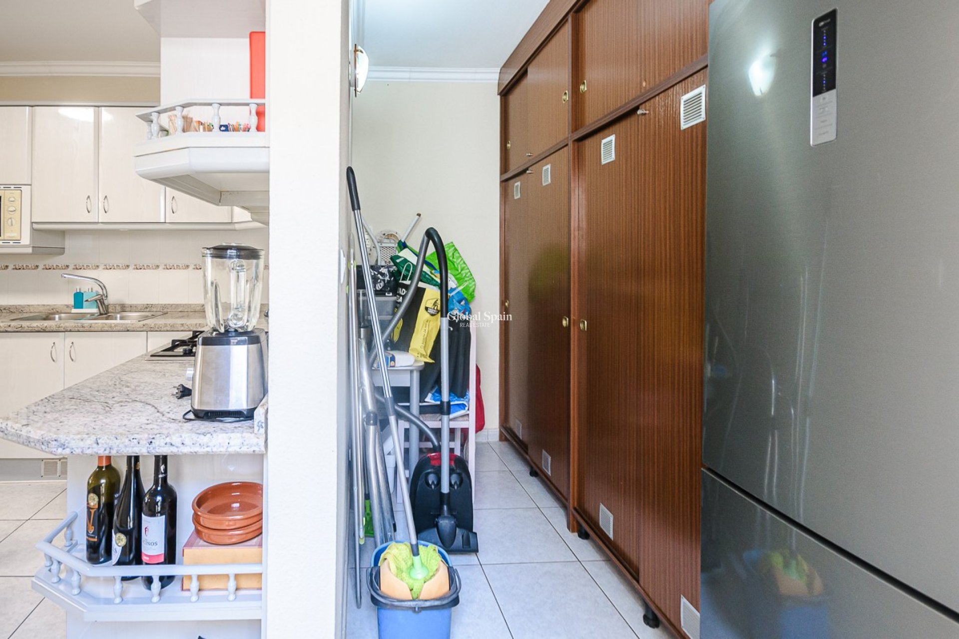 Resale - HOUSE -
TORREVIEJA - Calas Blancas