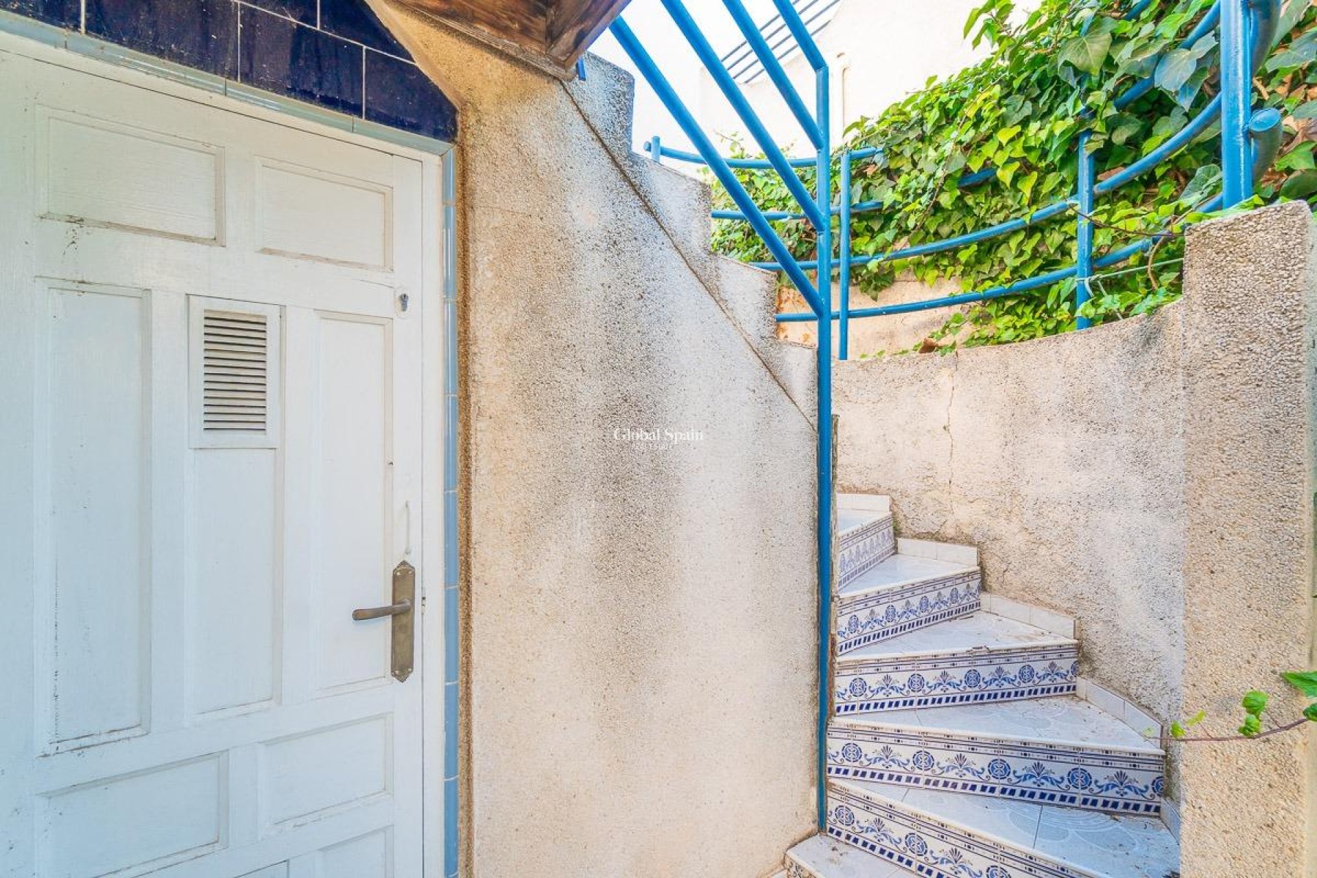 Resale - HOUSE -
TORREVIEJA - Carrefour