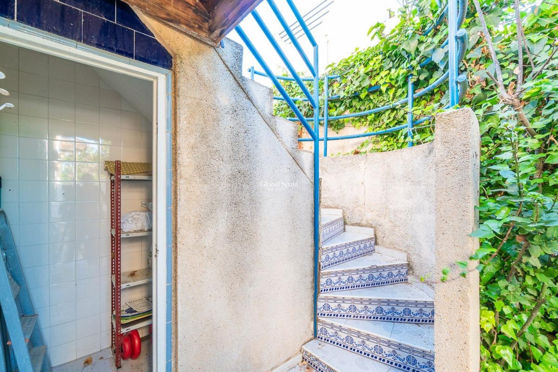 Resale - HOUSE -
TORREVIEJA - Carrefour